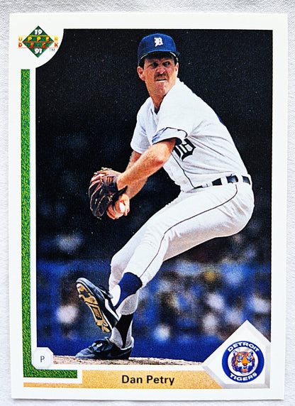 Bewertung '92 Julio Machado Milwaukee Brewers Relief Pitcher #353 Baseballkarte Nahezu Neuwertig