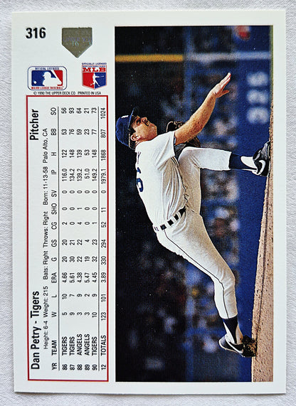 Bewertung '92 Julio Machado Milwaukee Brewers Relief Pitcher #353 Baseballkarte Nahezu Neuwertig