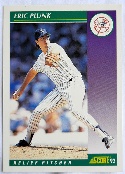 Score '92 Eric Plunk  New York Yankees Relief Pitcher #379 Baseball Card Near Mint
