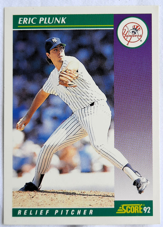 Score '92 Eric Plunk  New York Yankees Relief Pitcher #379 Baseball Card Near Mint