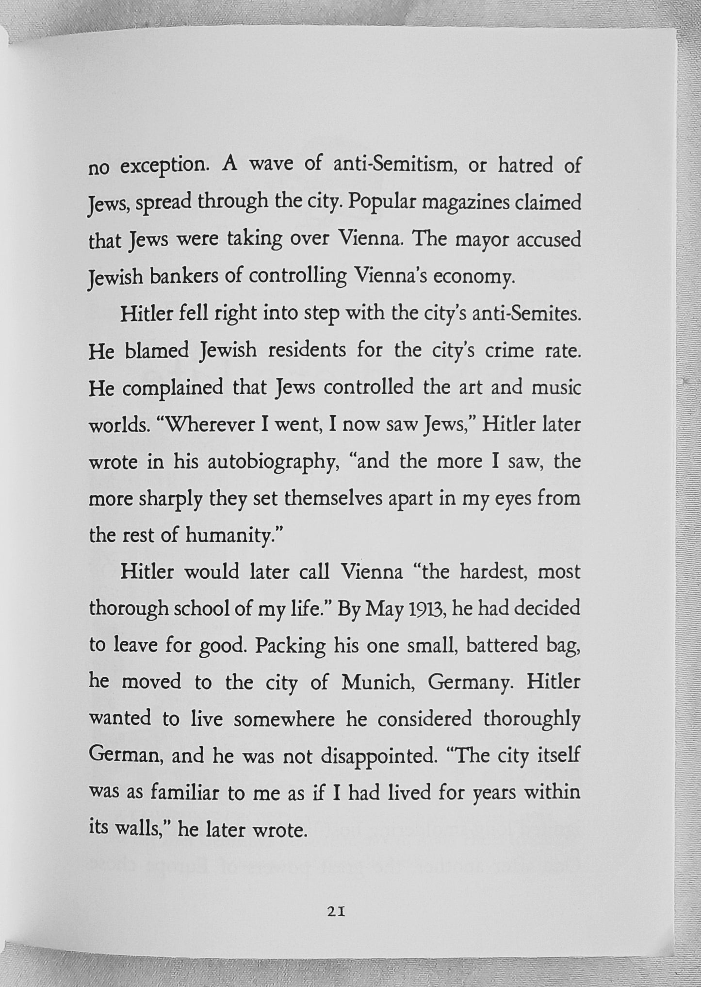 A Wicked History: Hitler von Sean Stewart Price (Wie neu, 2010, Tb, 136 Seiten, Scholastic)