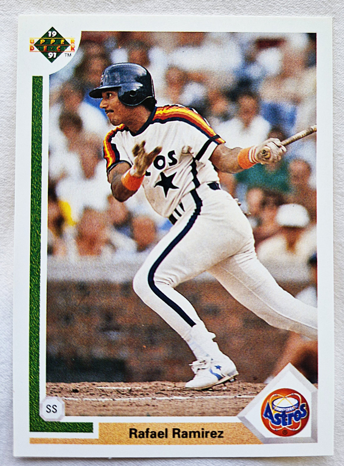 Bewertung '92 Julio Machado Milwaukee Brewers Relief Pitcher #353 Baseballkarte Nahezu Neuwertig