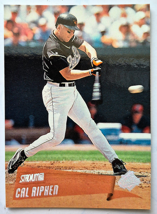 Ripken Cal Baltimore Orioles 3rd Base #138 Topps 2000 Stadium Club Baseball Card