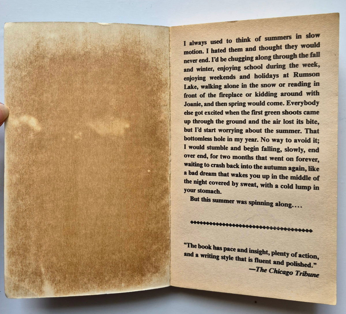 A Separate Peace por John Knowles (Muy buen estado, 1996, Tapa blanda, 204 páginas, Scribner)