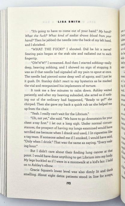 Girl Walks Out of a Bar: A Memoir by Lisa F. Smith (Very good, 2016, Pbk, 277 pgs, Select Books)