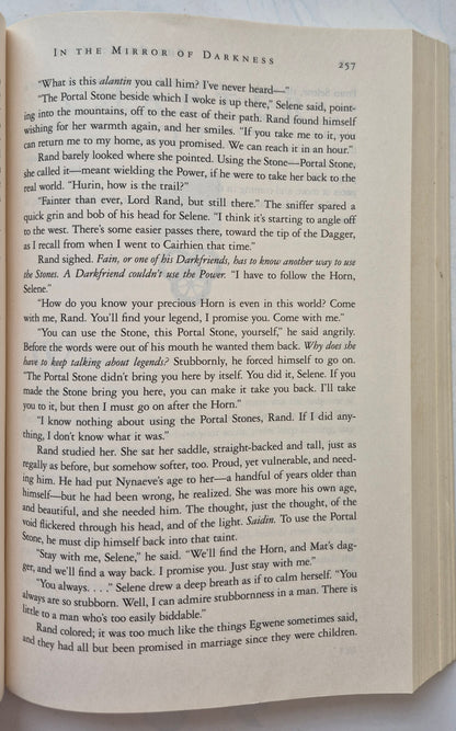 The Great Hunt by Robert Jordan (Wheel of Time #2, Good, 2012, Pbk, 667 pgs, Tom Doherty Assc.)
