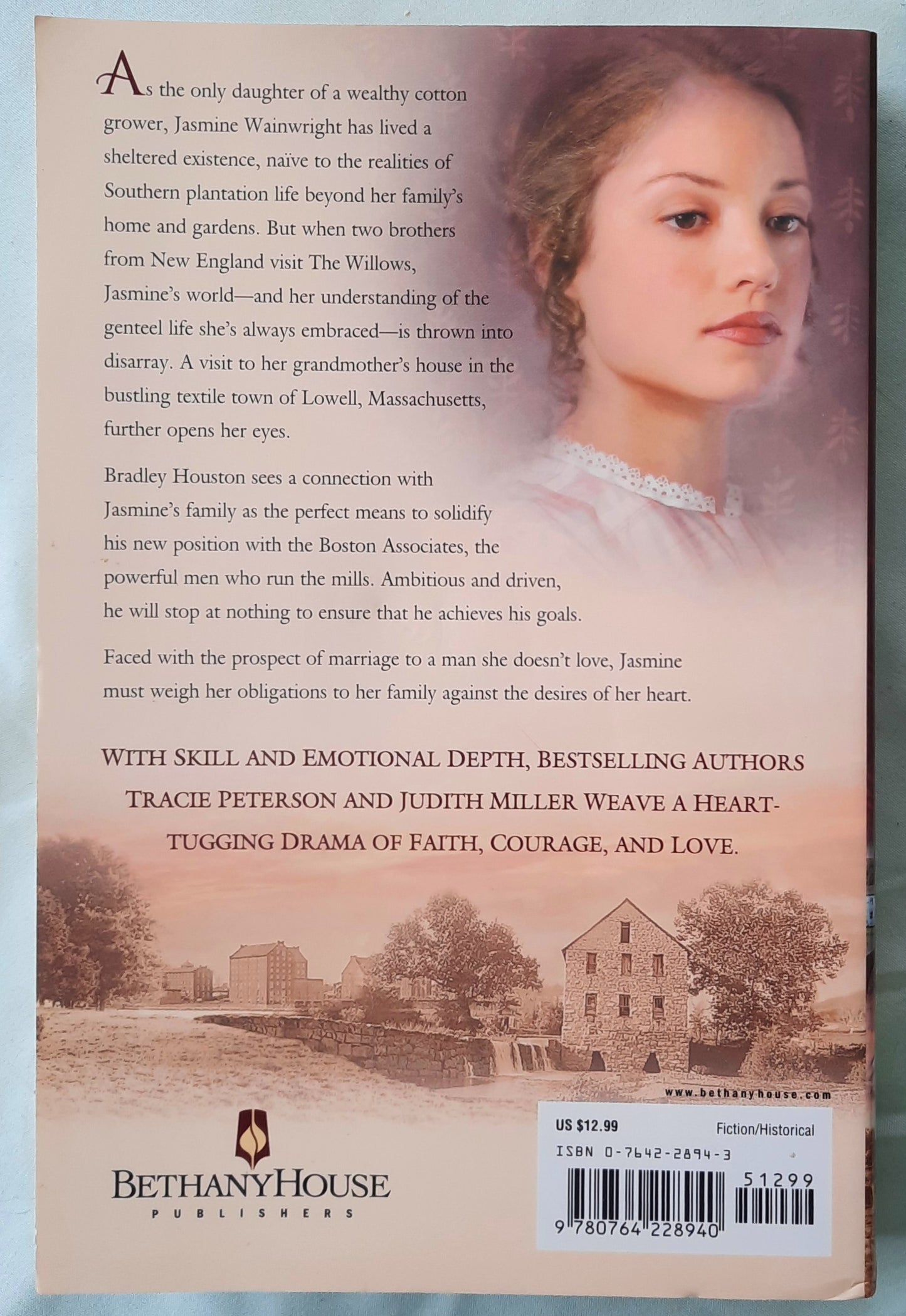 A Tapestry of Hope by Tracie Peterson; Judith Miller (Lights of Lowell #1, Very good, 2004, Pbk, 351 pages, Bethany House)