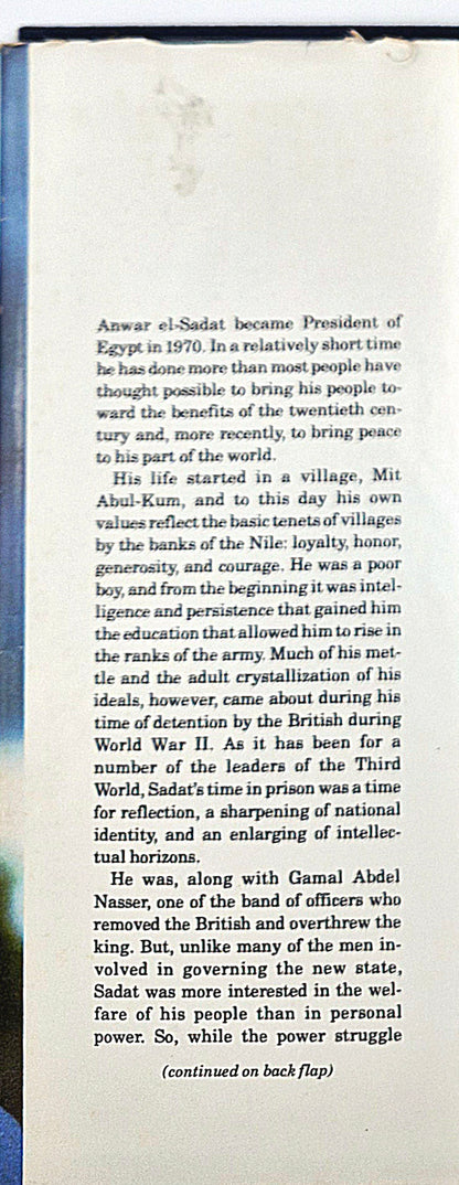 En busca de identidad por Anwar el-Sadat (Bueno, 1978, Primera edición, Tapa dura, 360 páginas, Harper & Row)