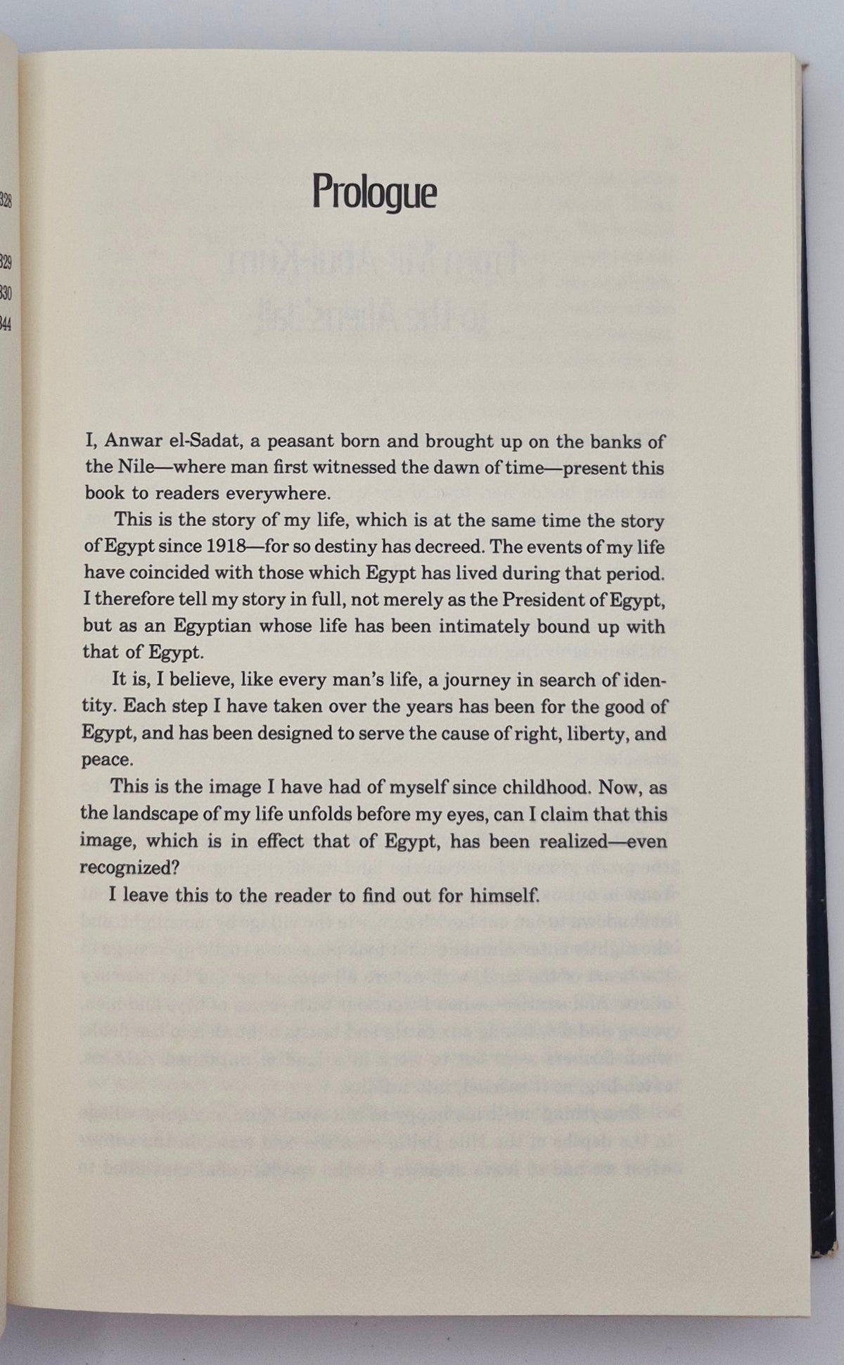 En busca de identidad por Anwar el-Sadat (Bueno, 1978, Primera edición, Tapa dura, 360 páginas, Harper & Row)