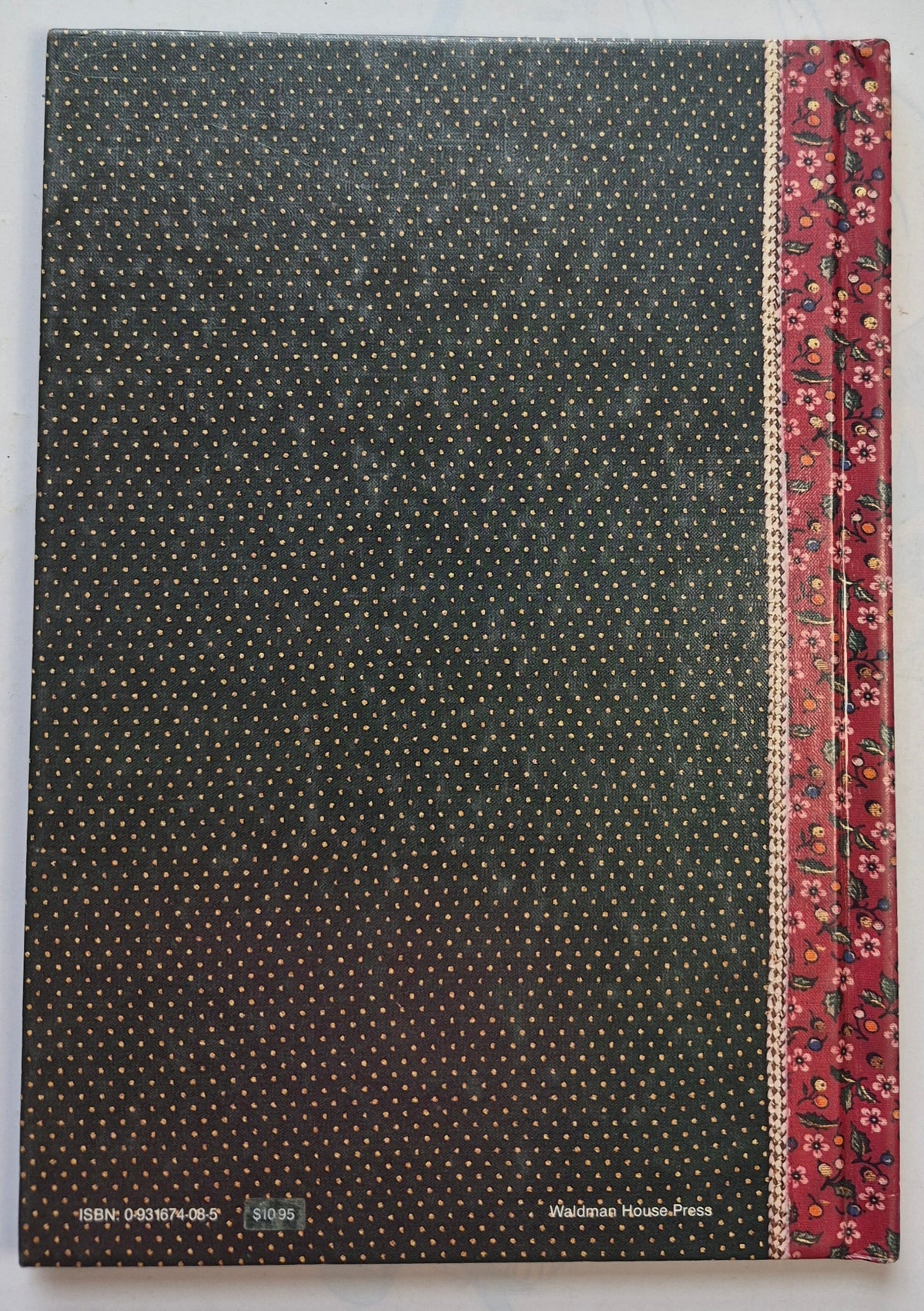A Cup of Christmas Tea by Tom Hegg; Warren Hanson (Very good, 1982, HC, Waldman House Press)