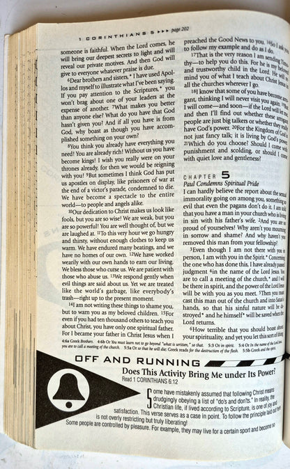 NLT God's Game Plan Fellowship of Christian Athletes New Testament (Good, Pbk, 350 pgs)