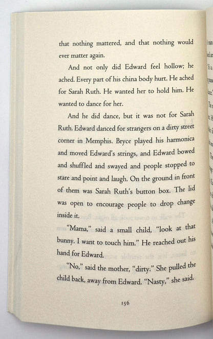 El maravilloso viaje de Edward Tulane de Kate DiCamillo (Nuevo, 2010, Tapa blanda, 224 páginas, Scholastic)
