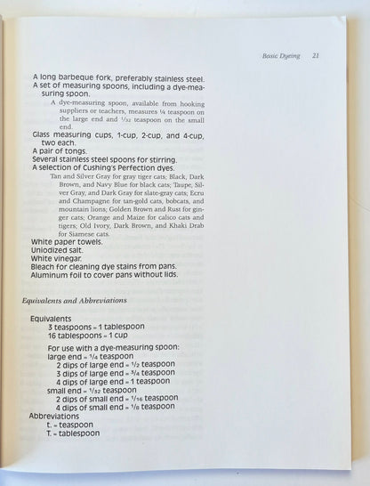 Hooked on Cats: Complete Patterns and Instructions for Rug Hookers by Joan Moshimer (Very good, 1991, Pbk, 178 pgs, Stackpole Books)