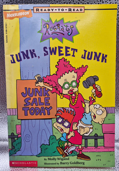 Rugrats: Junk, Sweet Junk by Molly Wigand; Barry Goldberg (Very Good, 1997, Pbk, 32 pgs, Scholastic Ready-to-Read)