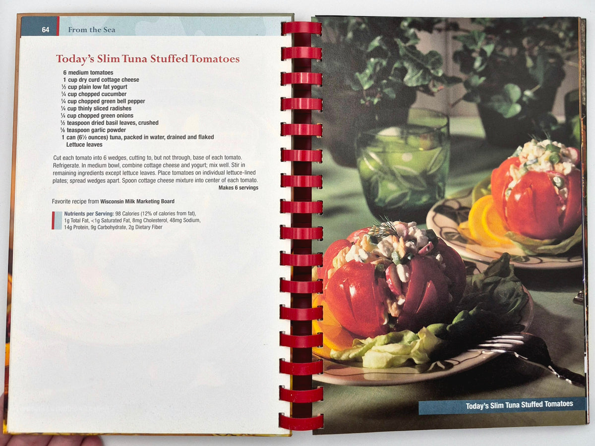 Favorite Brand Name Low-Carb Recipes by Publications International (Very good, 2003, HC, 224 pgs)
