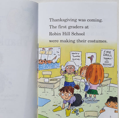 Robin Hill School Happy Thanksgiving by Margaret McNamara (Good, 2005, Pbk, 32 pages, Scholastic)