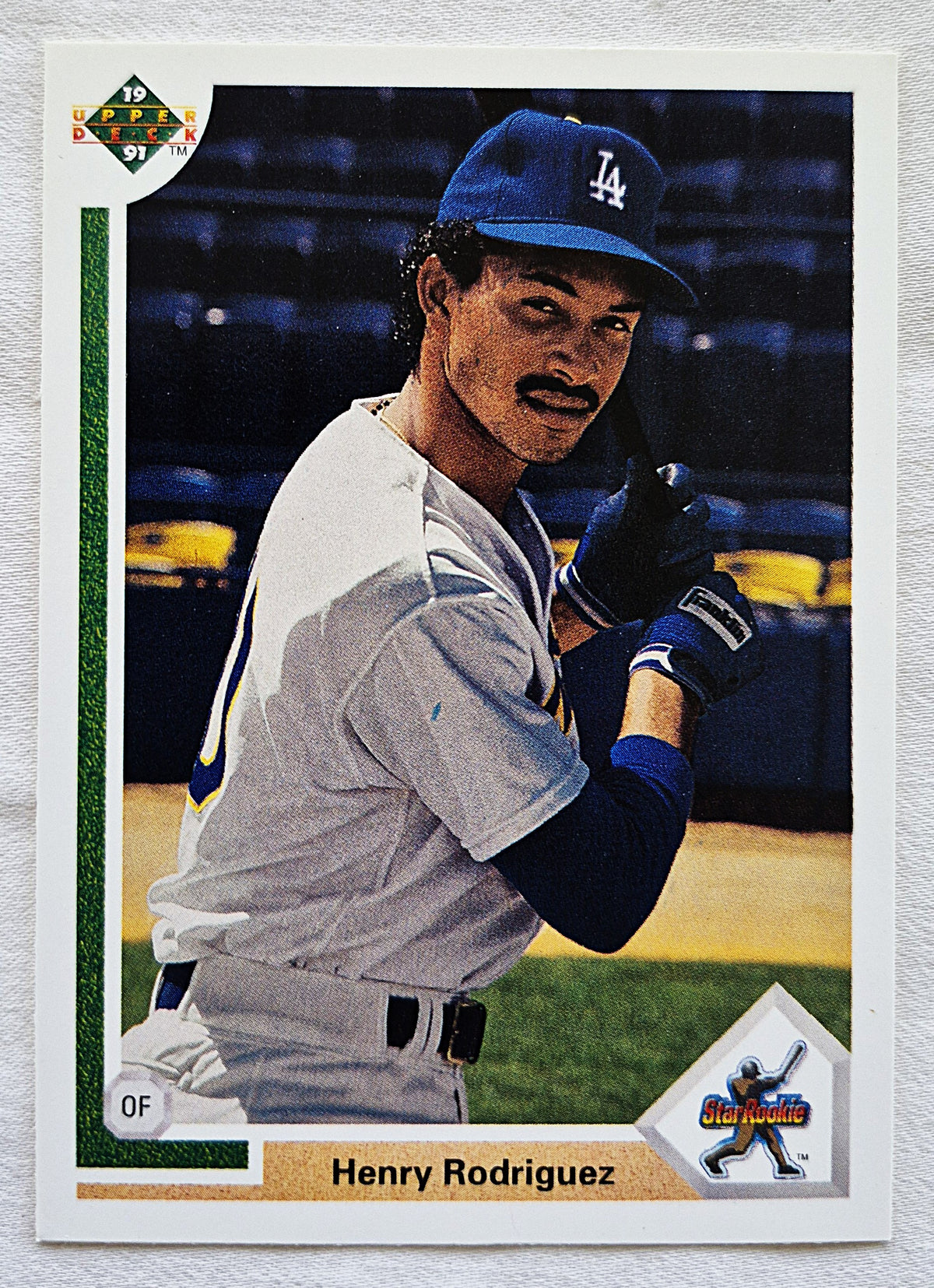 Bewertung '92 Julio Machado Milwaukee Brewers Relief Pitcher #353 Baseballkarte Nahezu Neuwertig