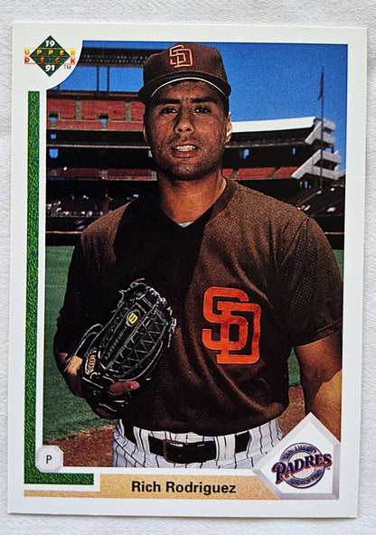 Bewertung '92 Julio Machado Milwaukee Brewers Relief Pitcher #353 Baseballkarte Nahezu Neuwertig