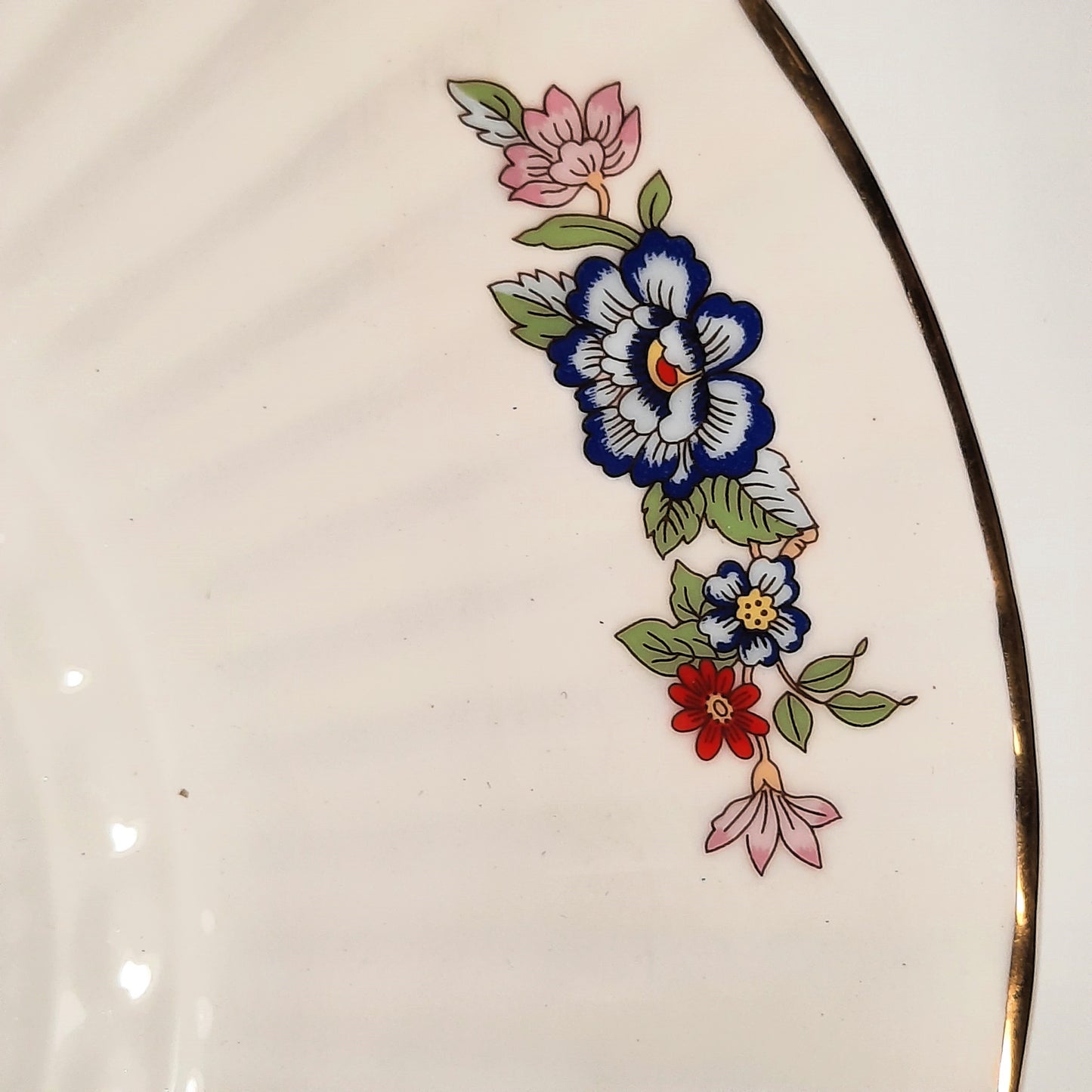 Royal Tara 9" Bread & Butter Bone China Plate Harmony Pattern Made in Galway MINT CONDITION