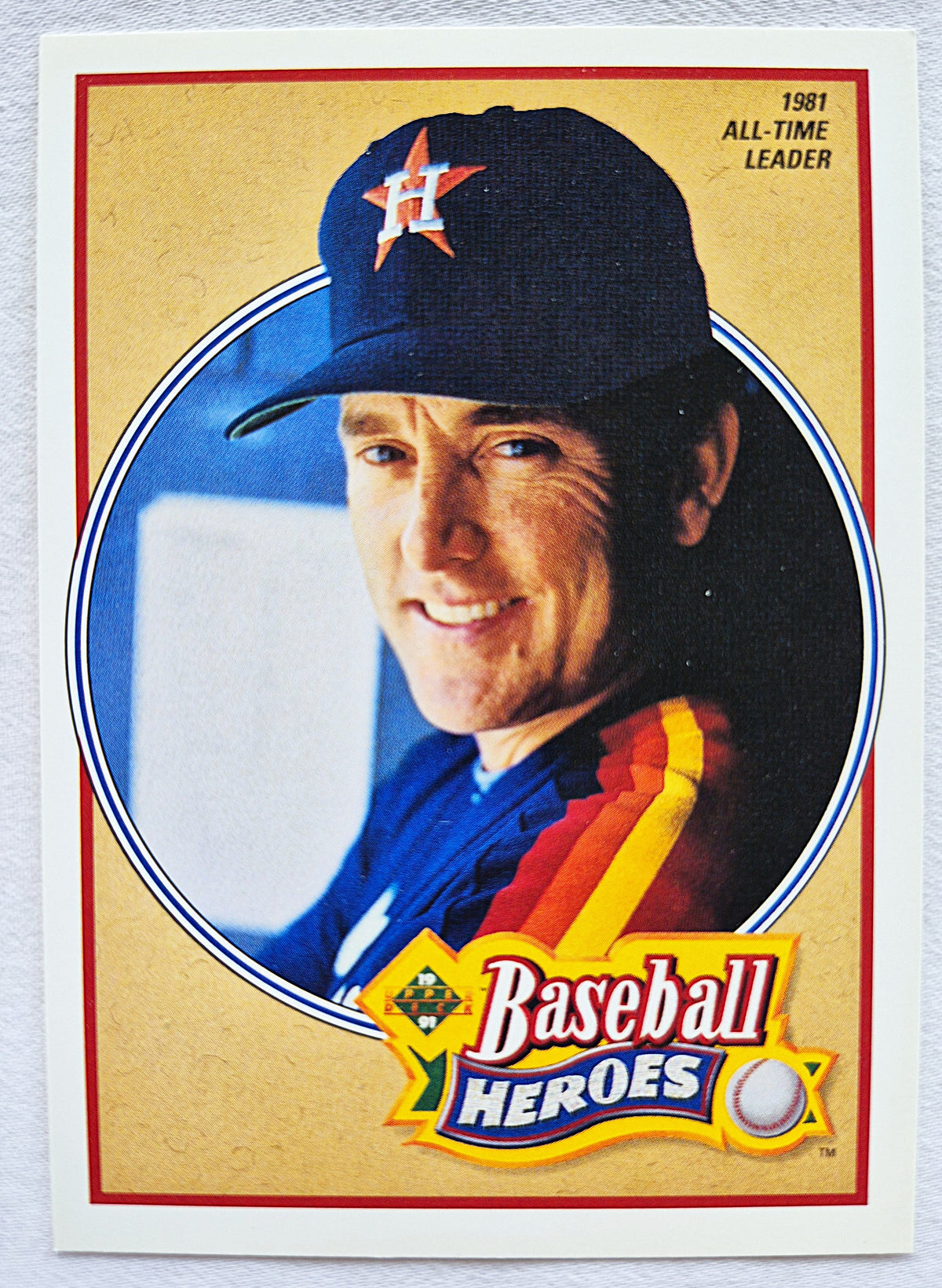 Bewertung '92 Julio Machado Milwaukee Brewers Relief Pitcher #353 Baseballkarte Nahezu Neuwertig