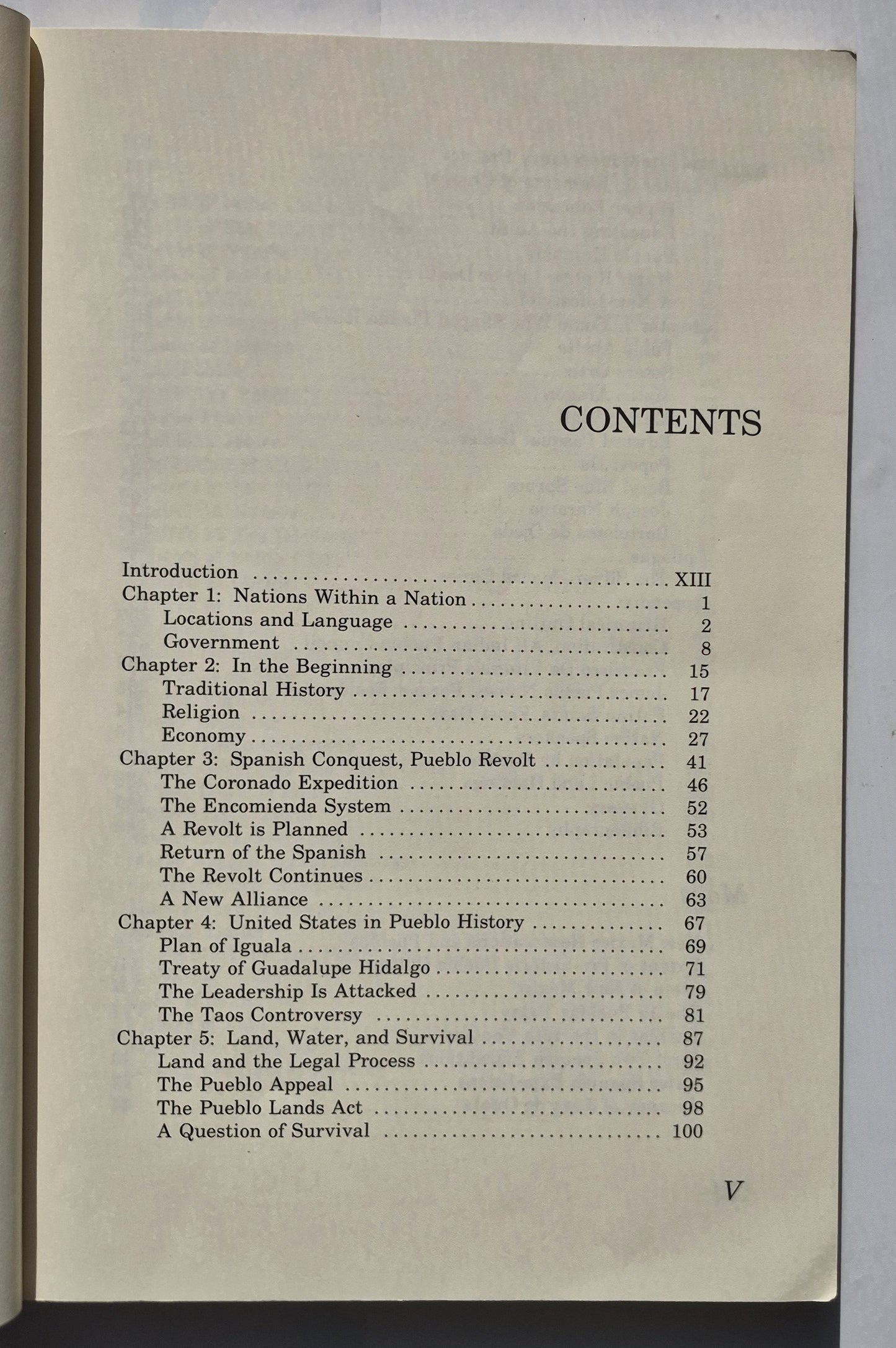 The Pueblo Indians by Joe S. Sando (Very good, 1976, Pbk, 248 pages, The Indian Historian Press)