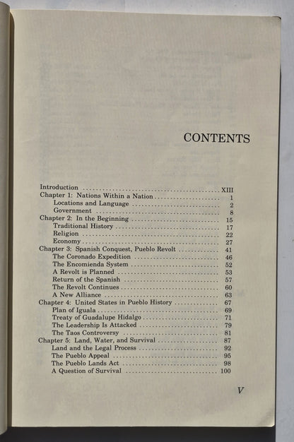 The Pueblo Indians by Joe S. Sando (Very good, 1976, Pbk, 248 pages, The Indian Historian Press)