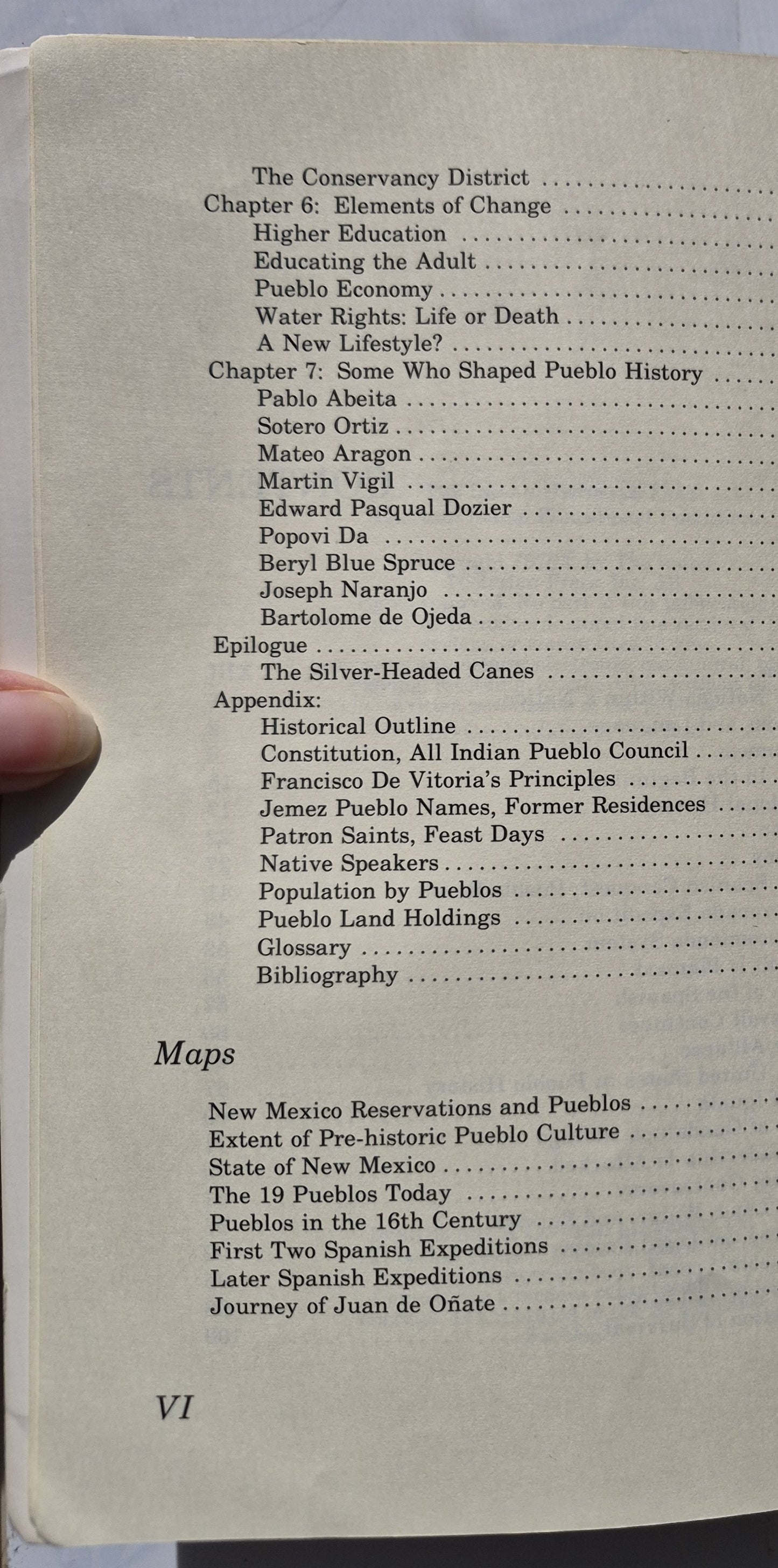 The Pueblo Indians by Joe S. Sando (Very good, 1976, Pbk, 248 pages, The Indian Historian Press)
