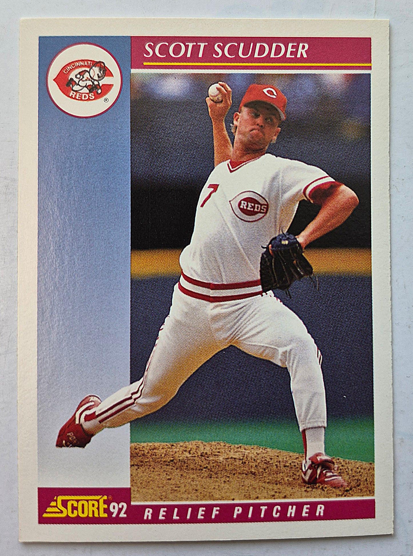 Scudder Scott Cincinnati Reds Relief Pitcher #209 Score '92 Baseball Card