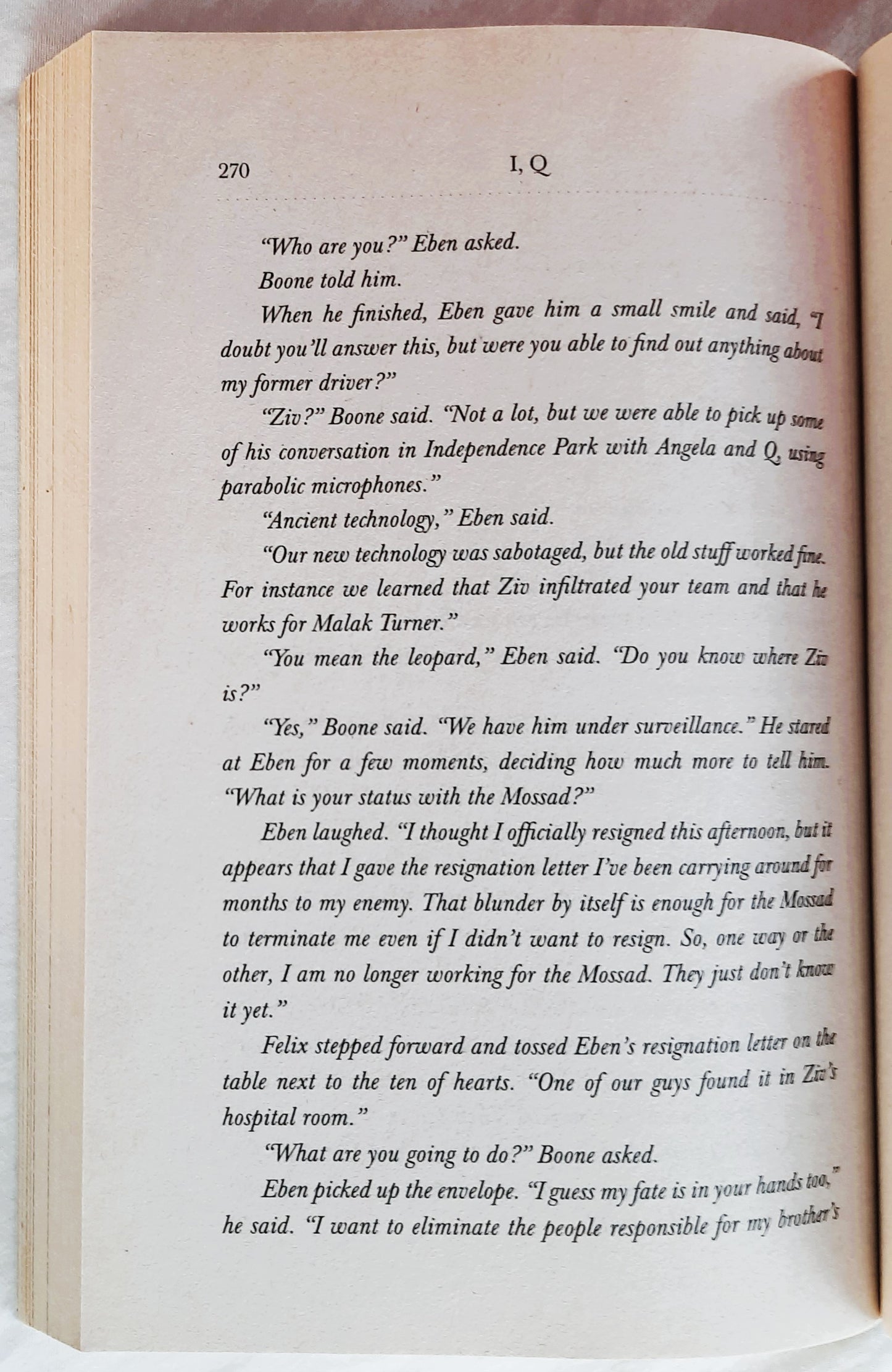 I.Q.: Independence Hall #1 by Roland Smith (Very good, 2009, Pbk, 293 pages, Scholastic)