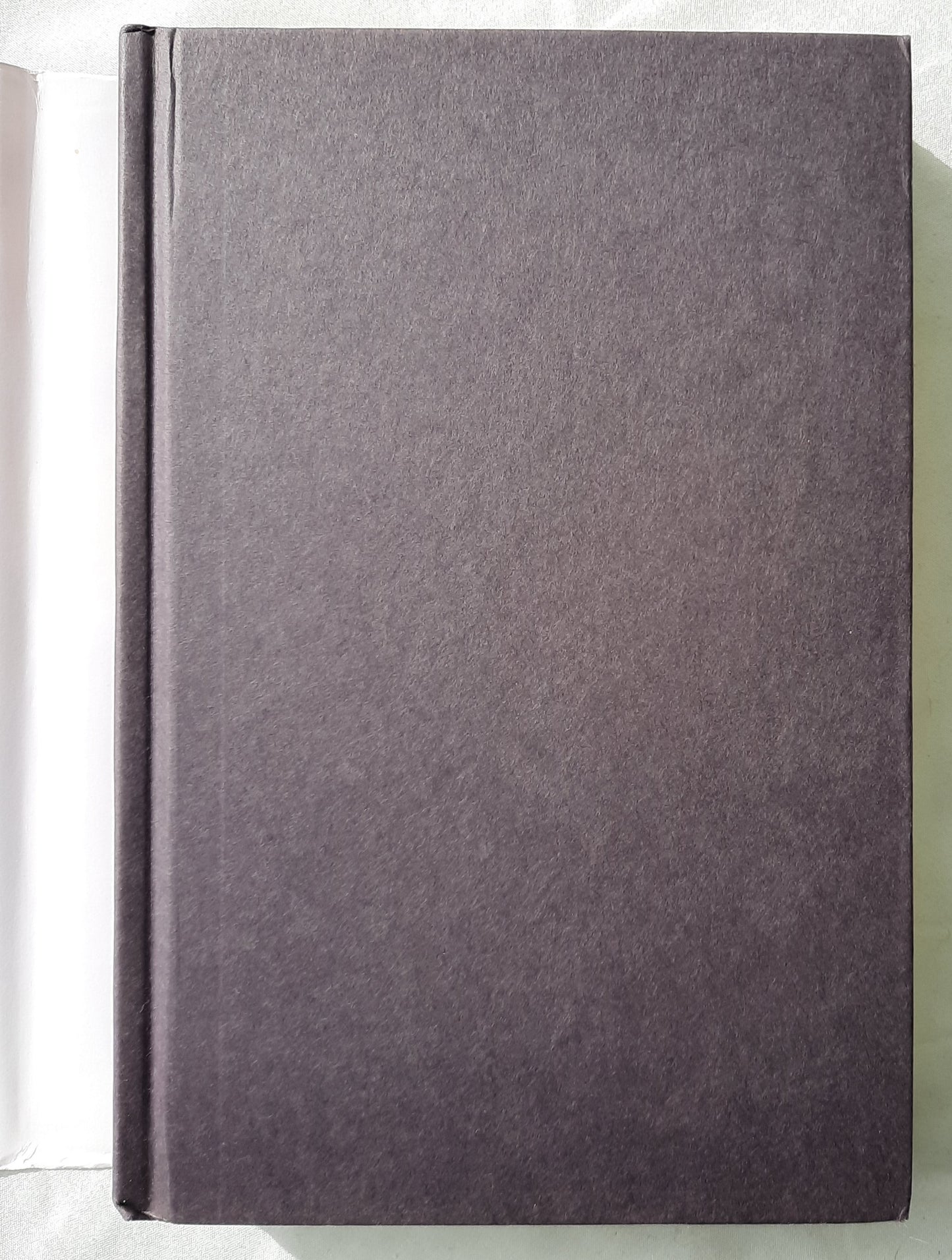 Pearl by Lauraine Snelling (Dakotah Treasures #2, Very good, 2004, HC, 318 pages, Bethany House)