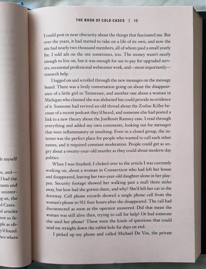 The Book of Cold Cases by Simone St. James (Good, 2022, HC, 341 pages, Berkley Books)