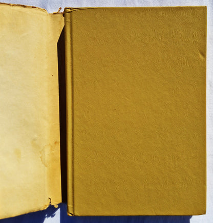 Catch the Gold Ring von John Stephen Strange (Sehr gut, 1955, gebunden, 223 Seiten, Doubleday & Co.)