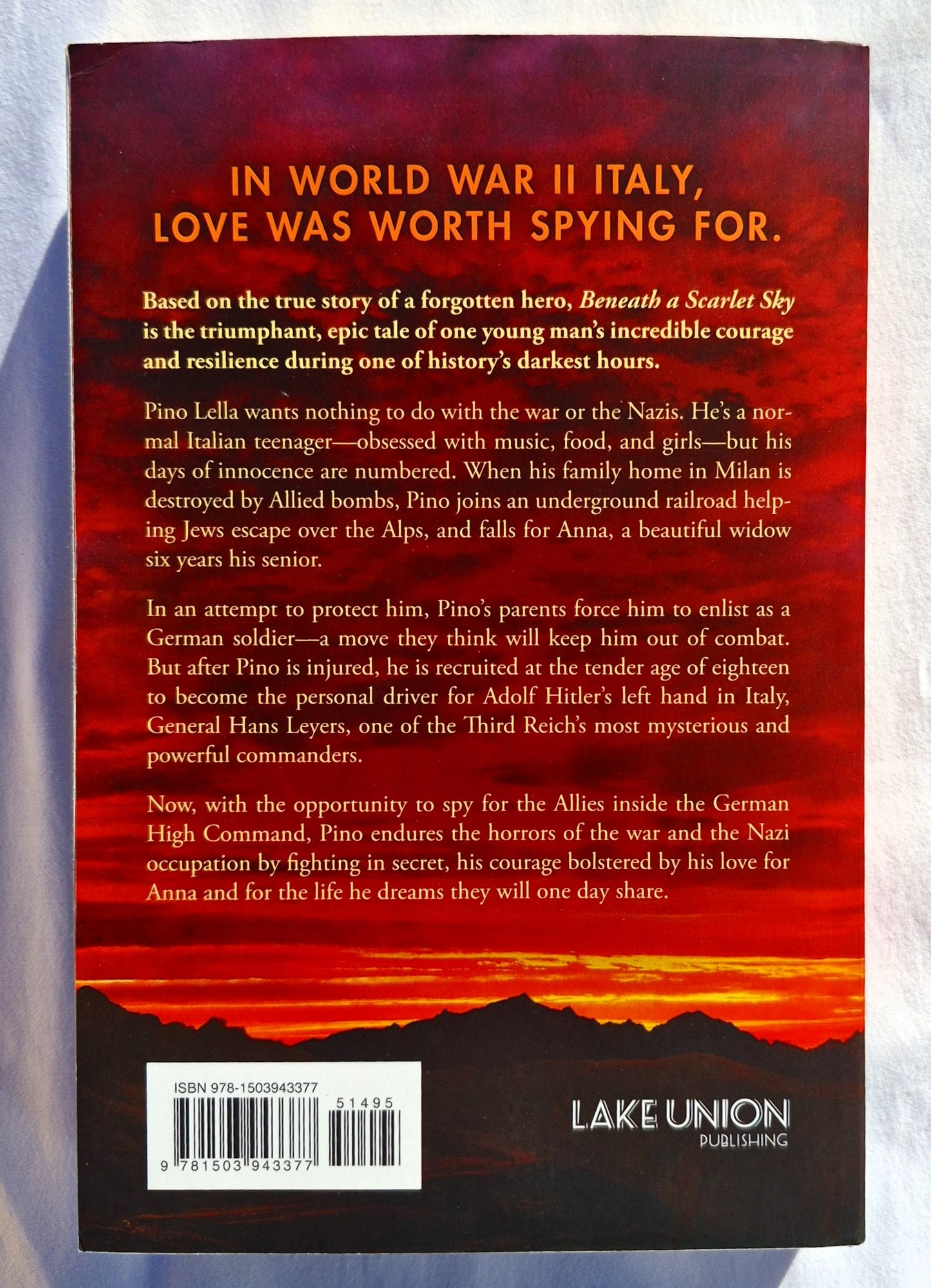 Im Schatten der Zitronenbäume von Mark Sullivan (Sehr gut, 2017, Taschenbuch, 513 Seiten, Lake Union Publishing)