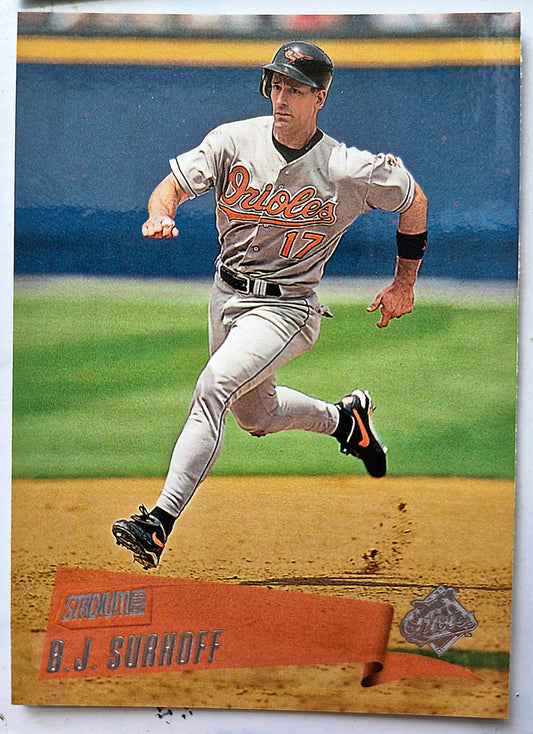 Surhoff B.J. Baltimore Orioles Outfield #61 Topps 2000 Stadium Club Baseball Card