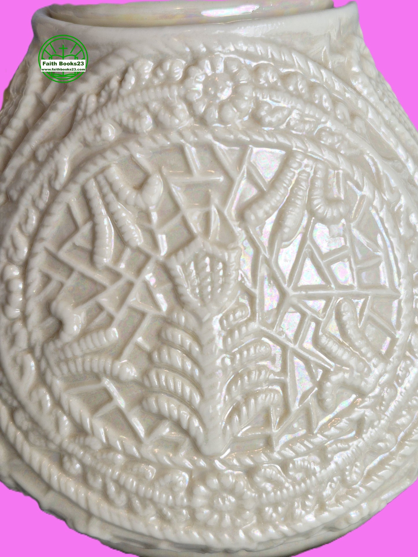 Teekanne mit Deckel Keramik Geprägt Irisierend Elfenbein (Sehr gut, Made in China)