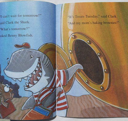 Clark the Shark Too Many Treats by Bruce Hale (Very good, 2020, Pbk, 32 pgs)