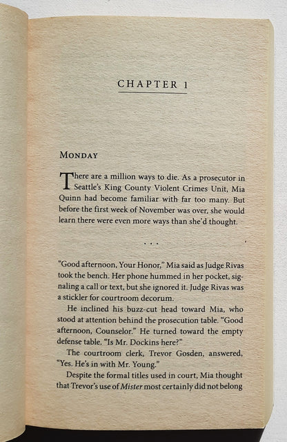 A Deadly Business #2 by Lis Wiehl; April Henry (Mia Quinn series, New, 2014, Pbk, 373 pages, Thomas Nelson)