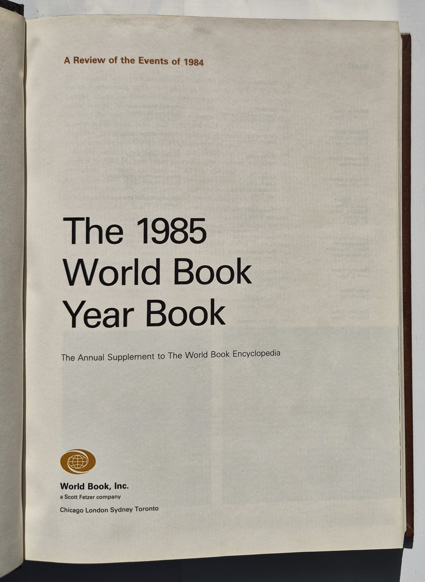 Der Herausgeber des World Book Year Book von 1985 William H. Nault (Sehr Gut, 1985, gebunden, 608 Seiten, World Book-Childcraft)