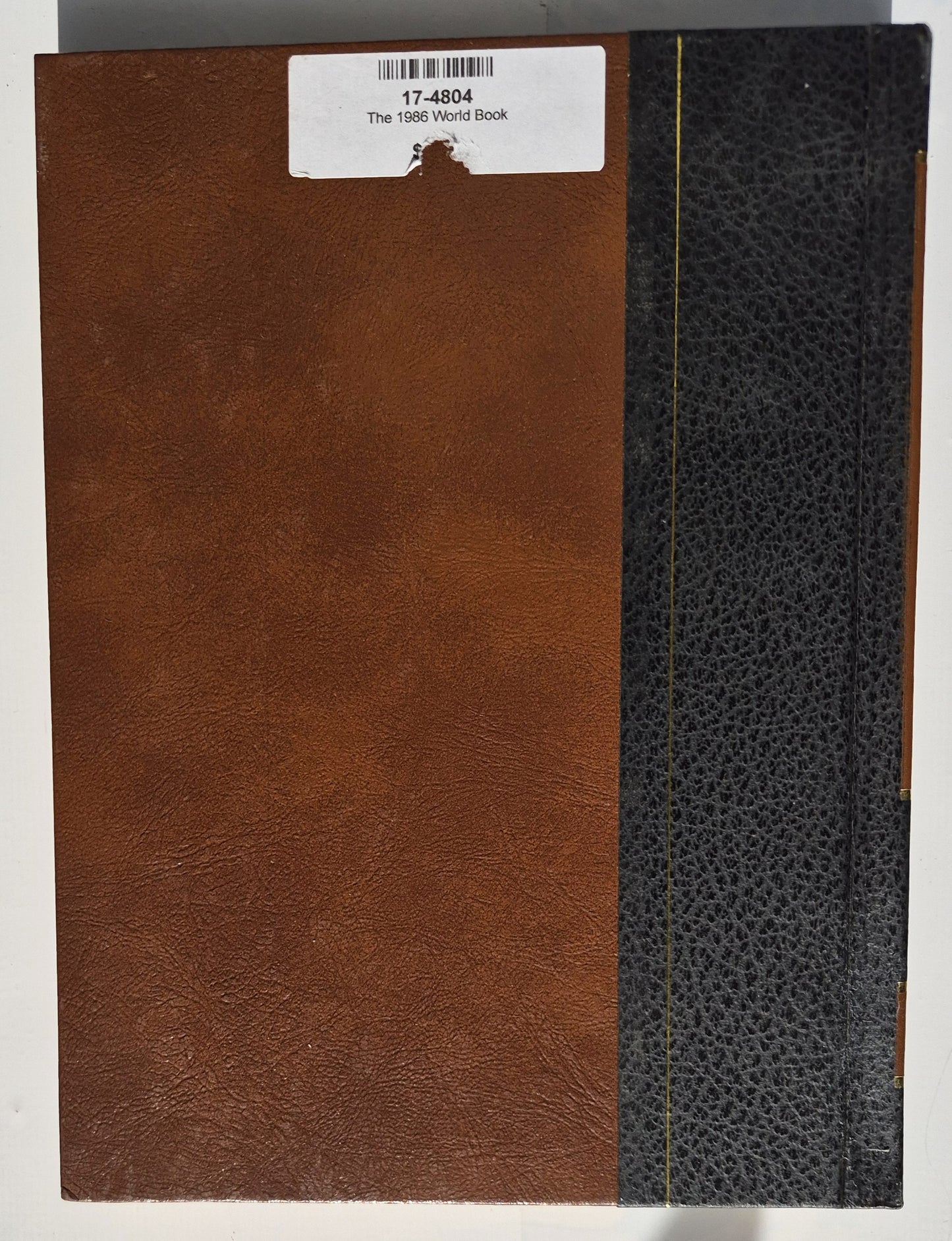 The 1986 World Book Year Book herausgegeben von William H. Nault (Sehr gut, 1986, HC, 608 Seiten, World Book-Childcraft)