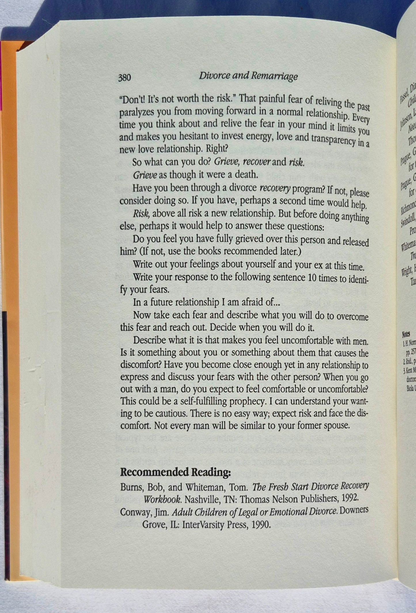 Questions Women Ask in Private: Trusted Counsel on the Most Compelling Issues Women Face Today von H. Norman Wright (Sehr gut, 1993, gebunden, 426 Seiten, Regal Books)