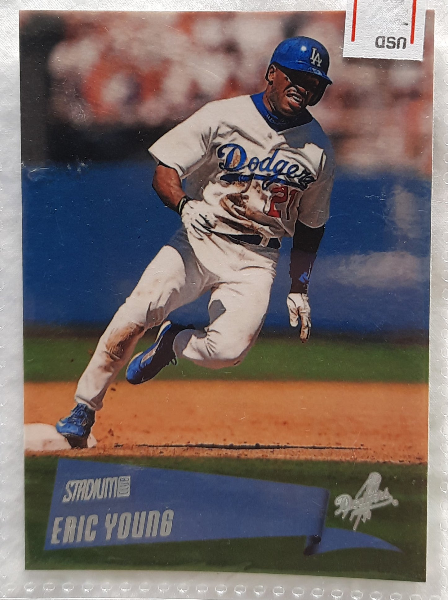 2000 Stadium Club Eric Young Los Angeles Dodgers #73 Baseball Card TOPPS